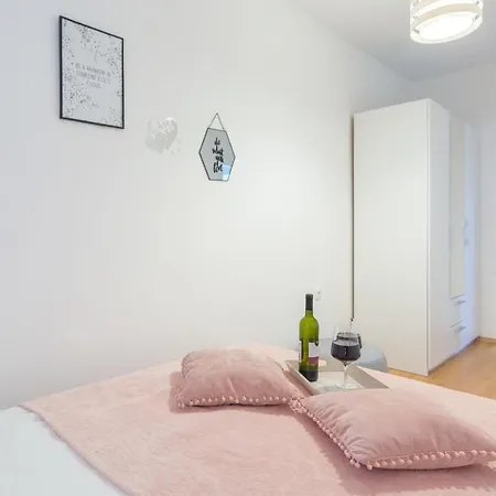 Apartment Lori *